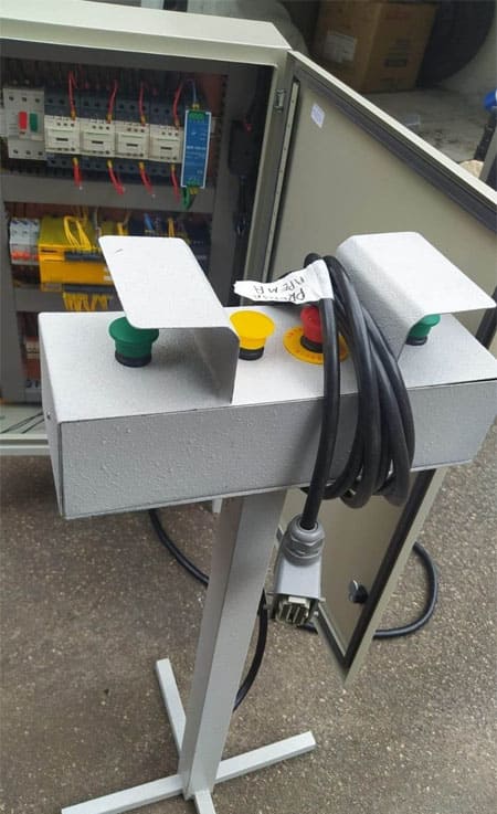 Manutenção elétrica e NR12 em máquina industrial
