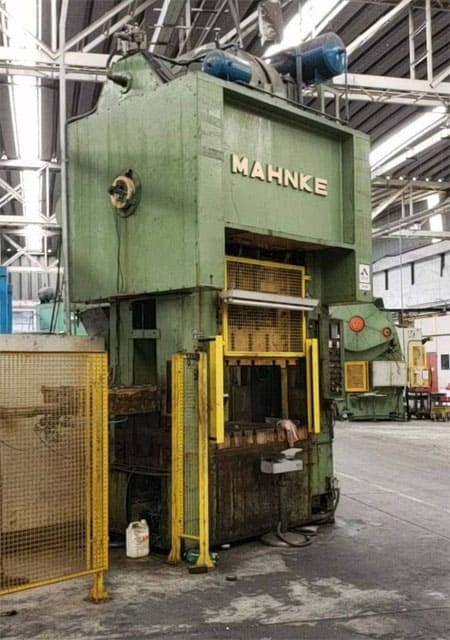 Reforma técnica de prensa industrial